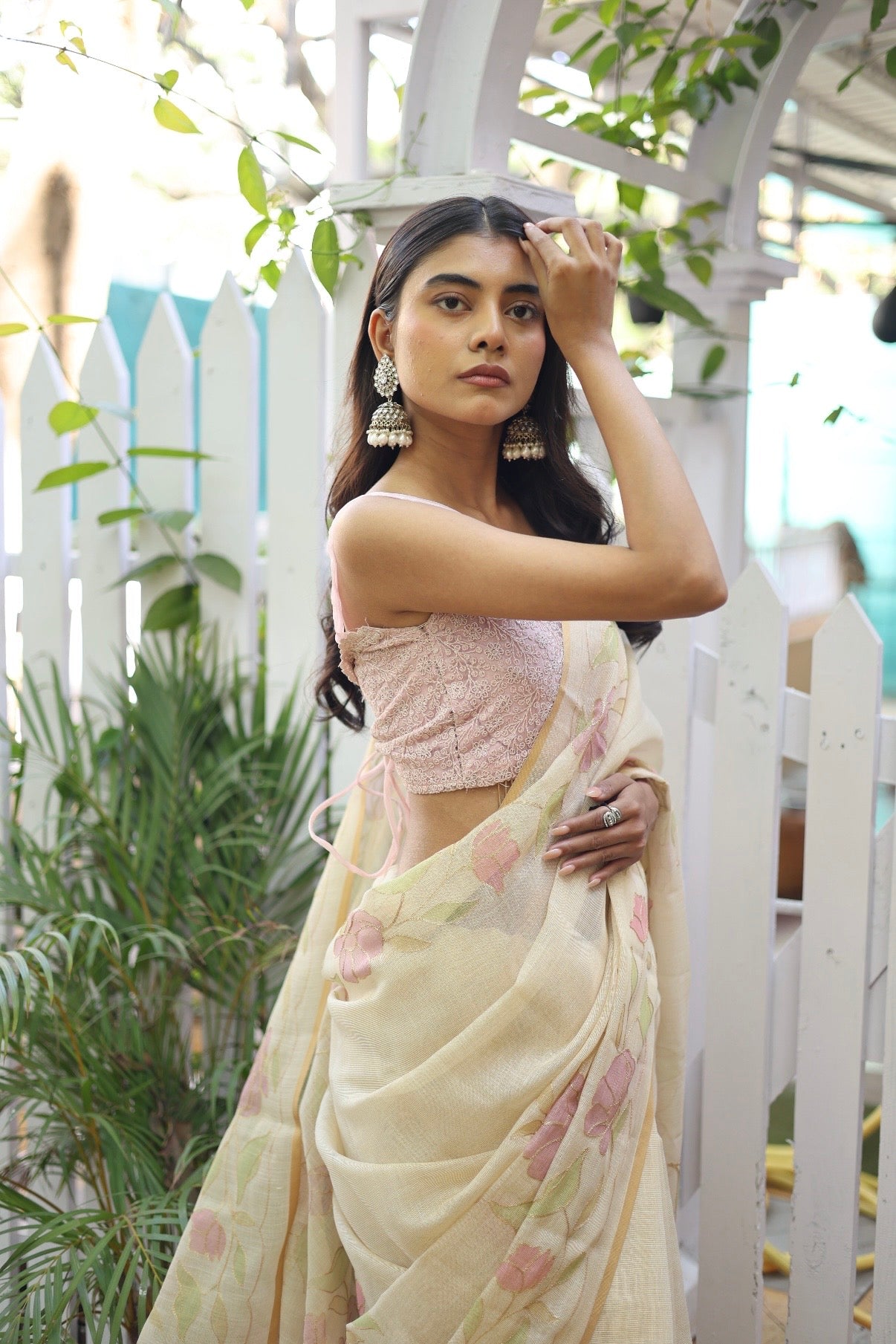Tissue Linen Saree with Hand-Painted Florals & Delicate Aari Work- white/pink