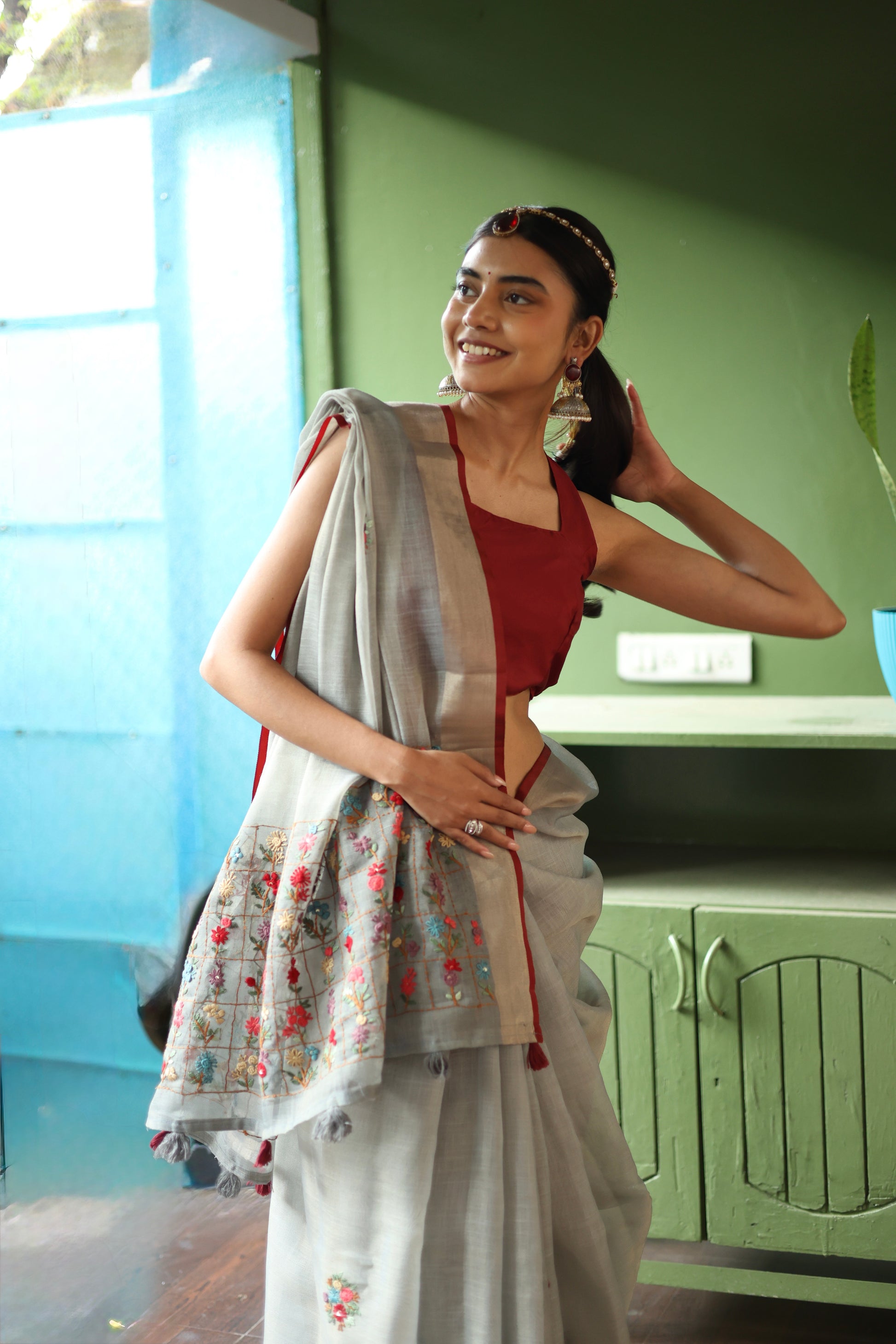 Premium Tissue Linen Saree with Hand Embroidery- grey