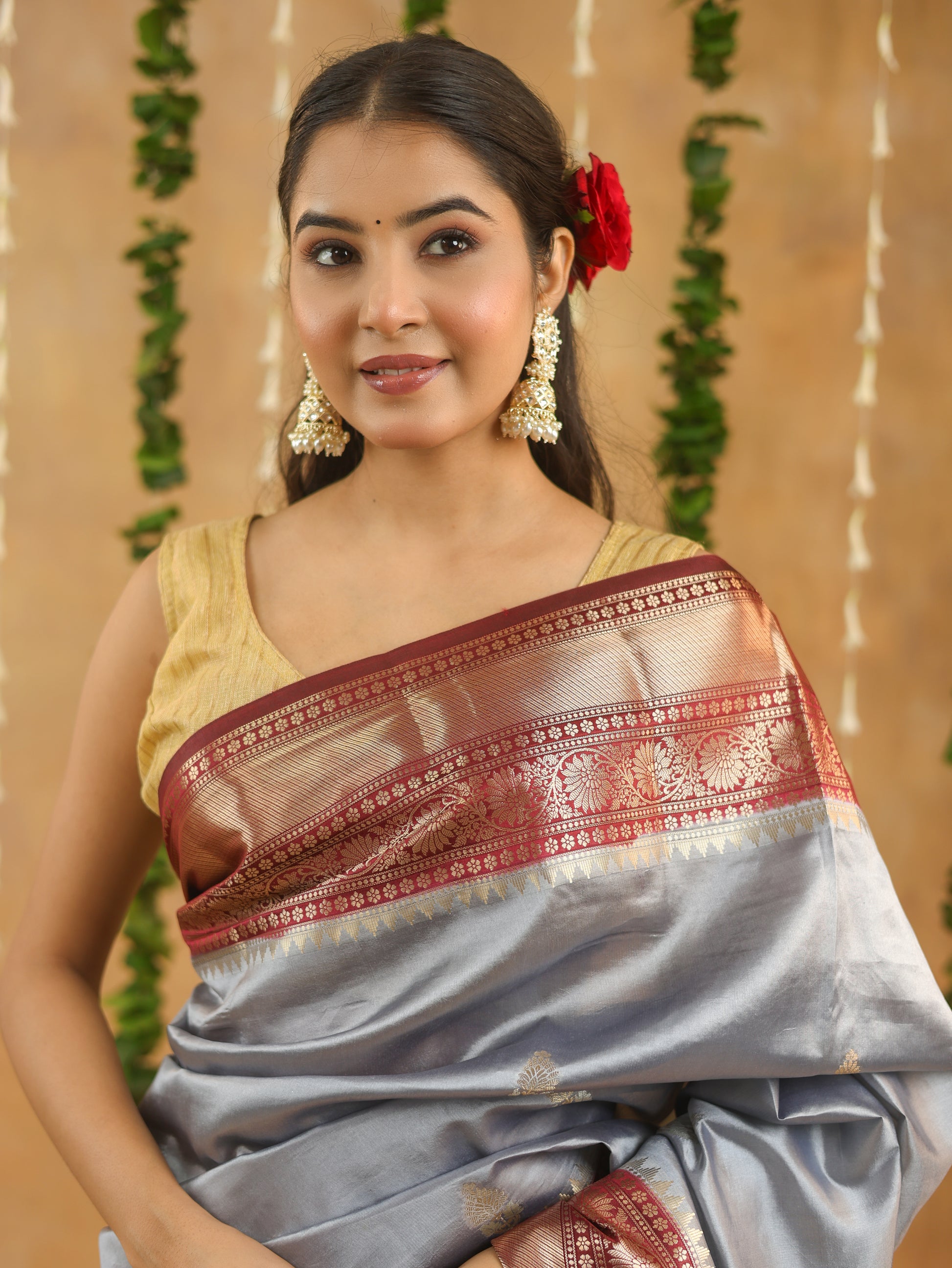 Handwoven Antique Grey Banarasi Raw Mango Silk saree with Antique Wine Zari