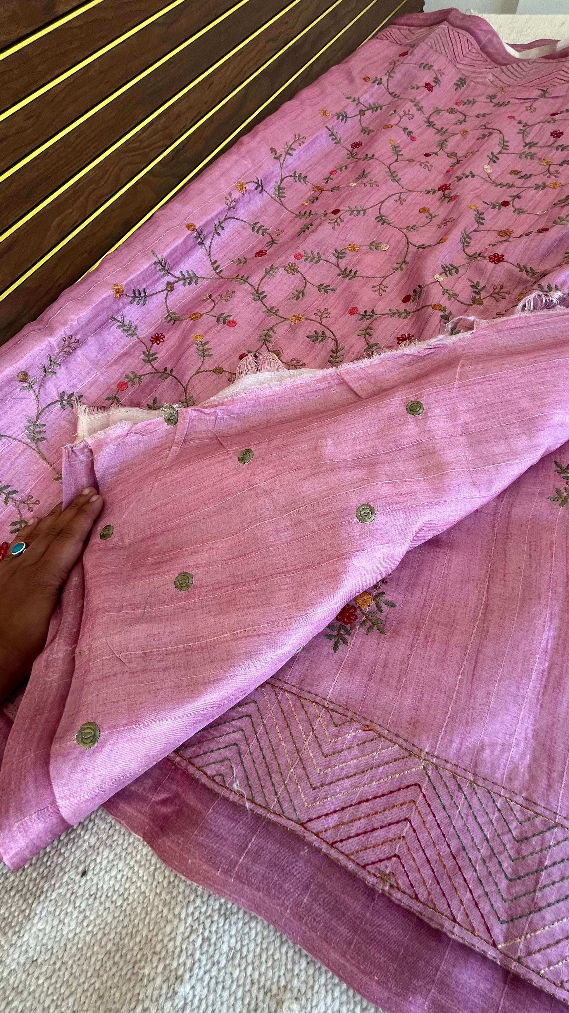 Tussar Saree with Thread Embroidery- Pink