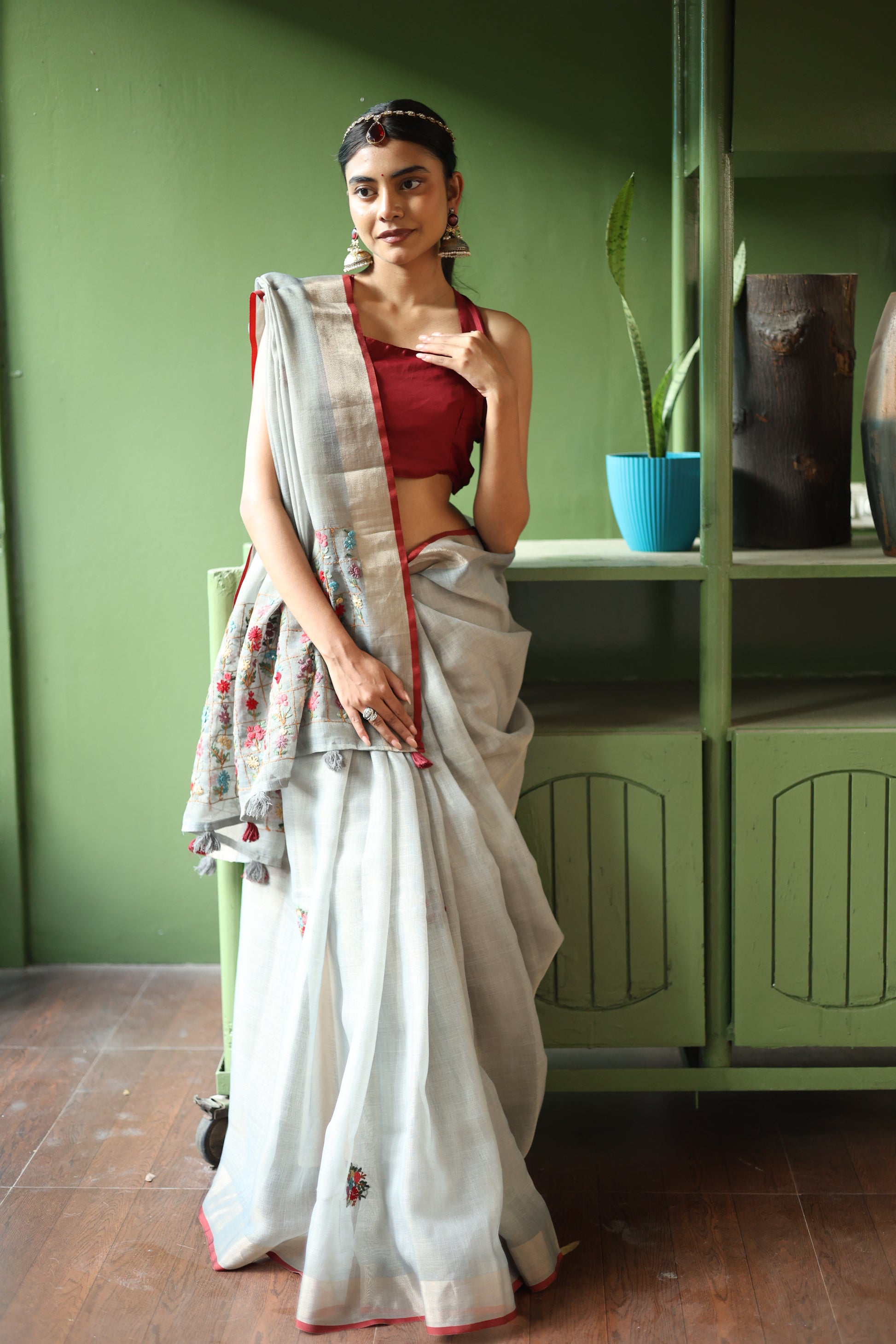 Premium Tissue Linen Saree with Hand Embroidery- grey