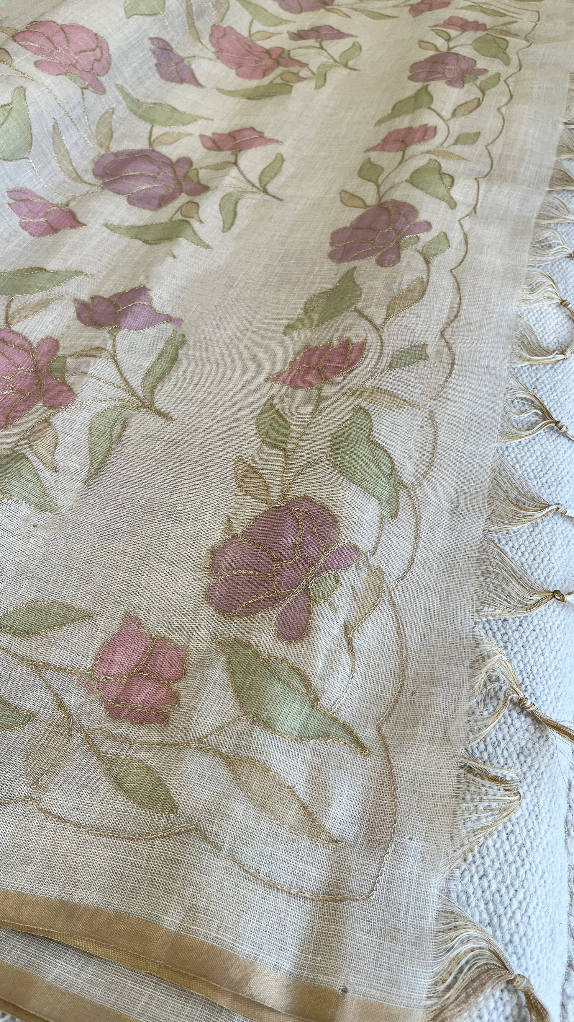 Tissue Linen Saree with Hand-Painted Florals & Delicate Aari Work- white/pink